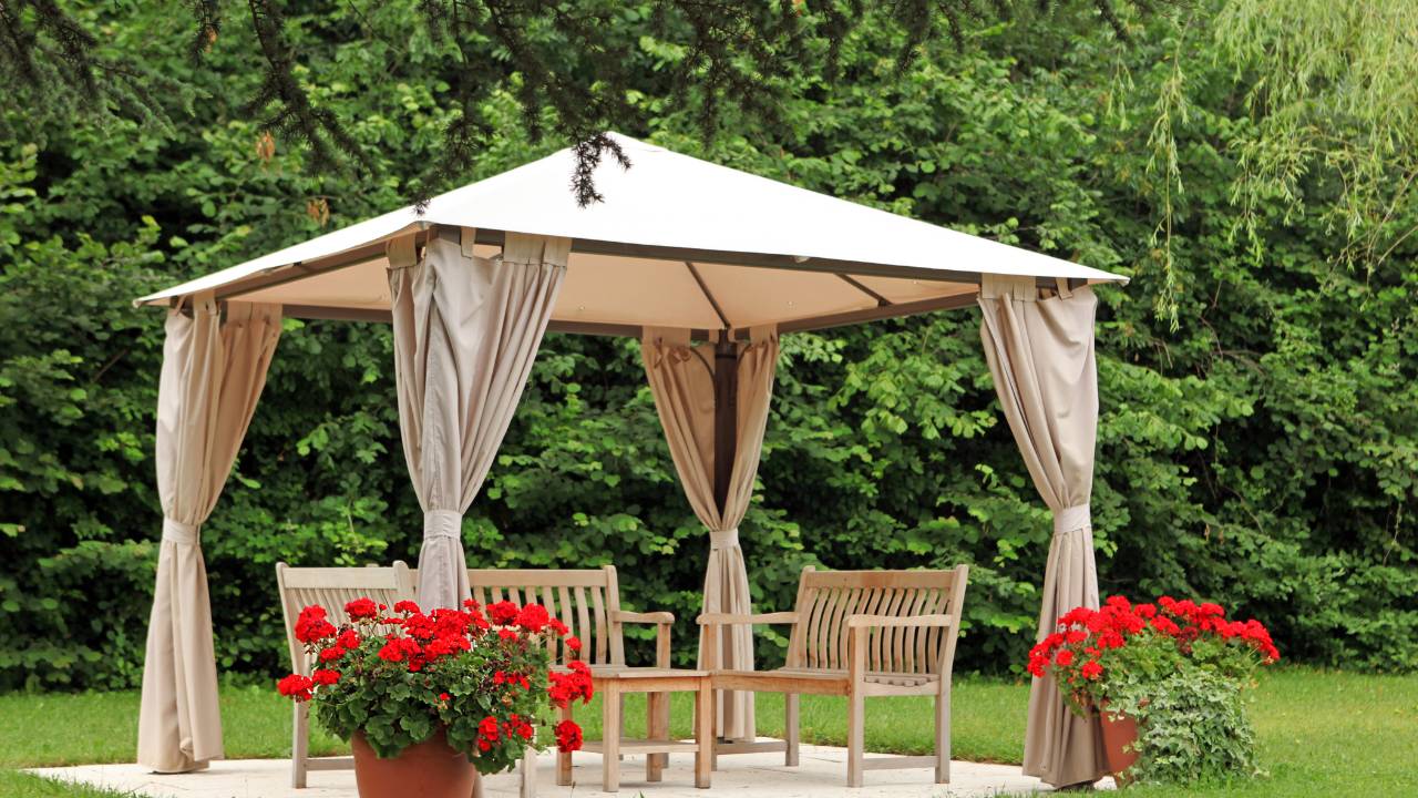 Cómo cubrir una pérgola